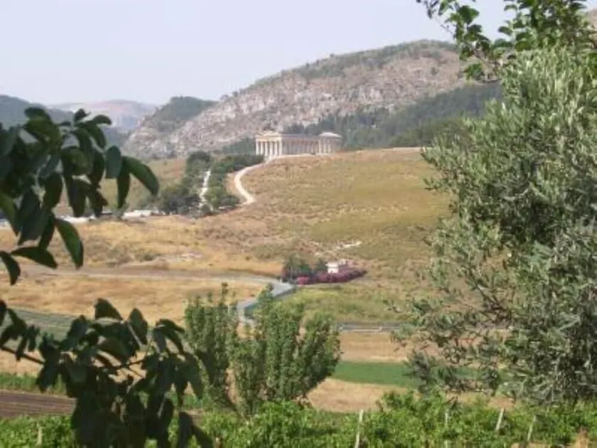 Segesta feriehus i det fortryllende landskab i Segesta - Image 1