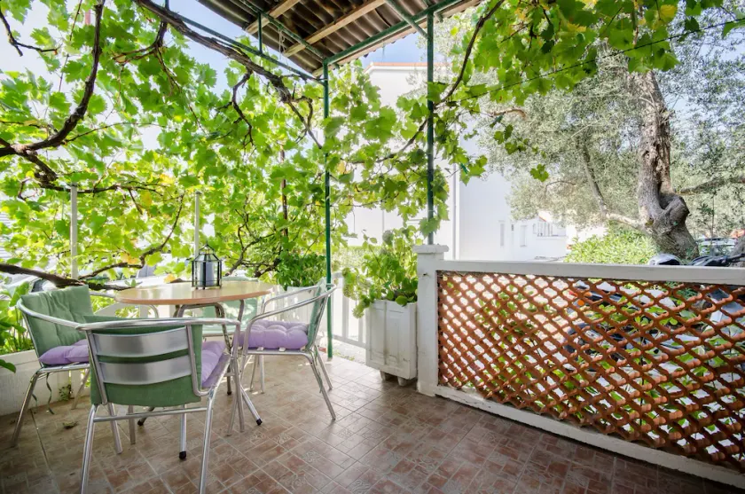 Appartements Ines (65041-A2) - Banjol - île de Rab - Image 1