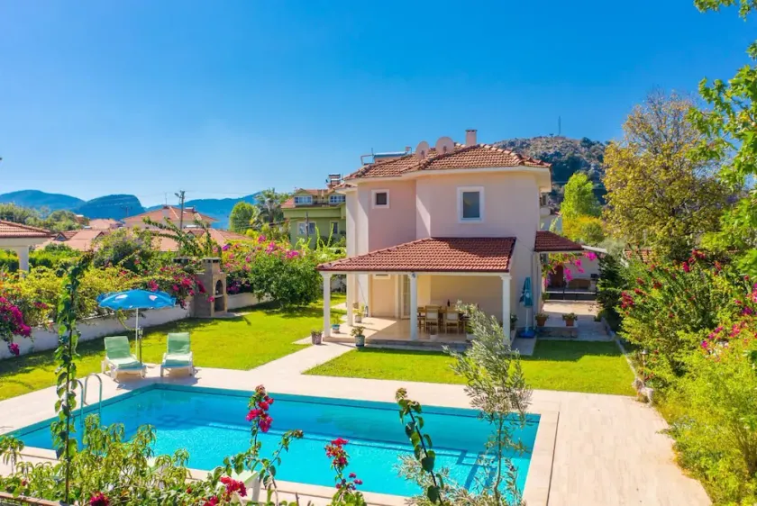Villa Atlantis - Image 1