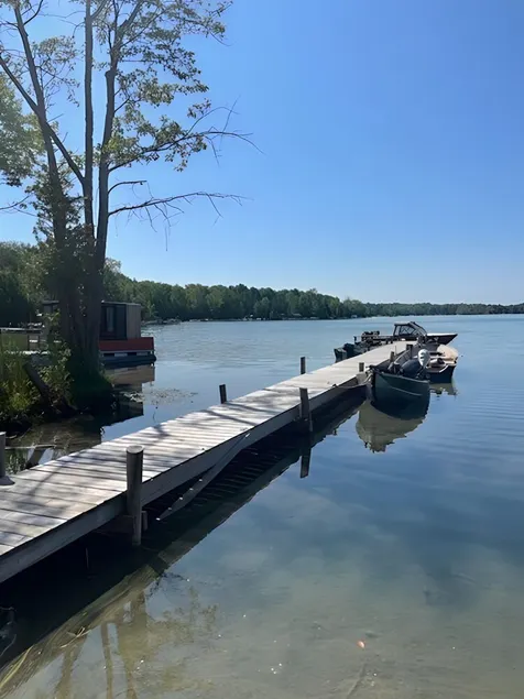 Luxury Lakehouse in Georgian Bluffs just steps from Francis Lake. . - Image 1