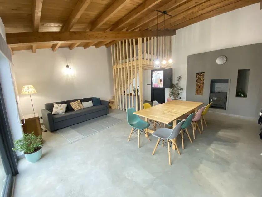 pool house - Image 1