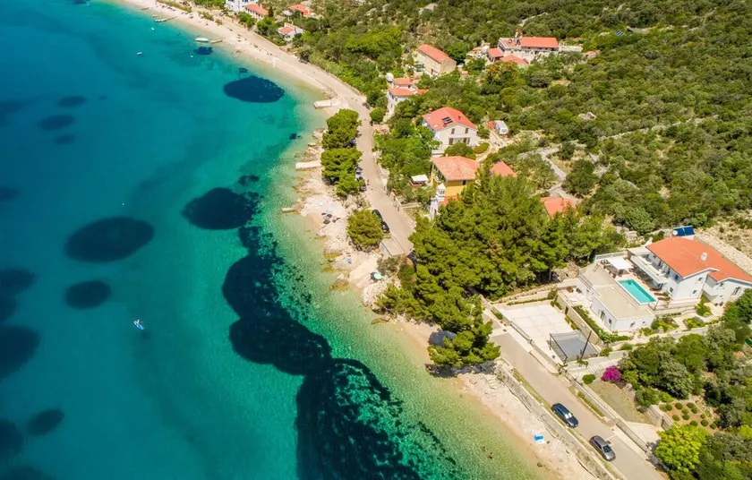 Lovely home in Martinscica - Image 1