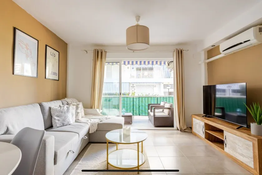 Apartamento acolhedor a 3 minutos da praia de Gandia - Image 1