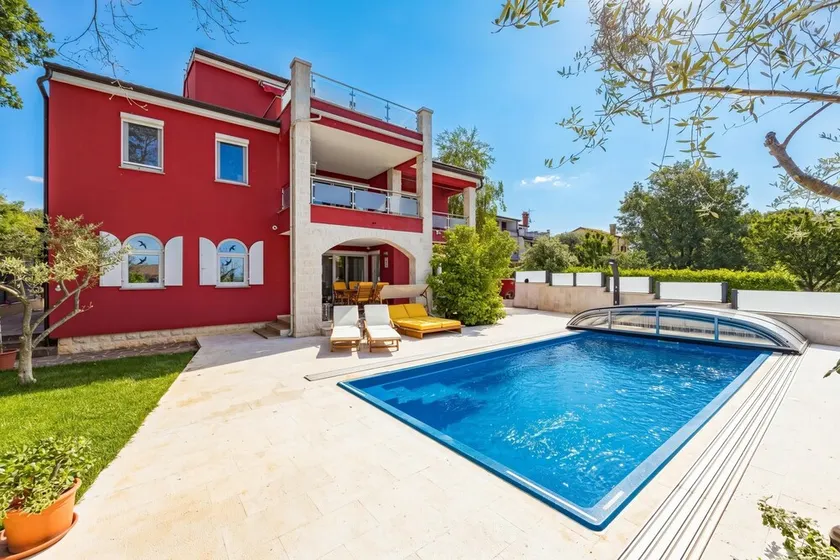 Apartment Ayni With Private Pool, Umag, Croatia - Image 1
