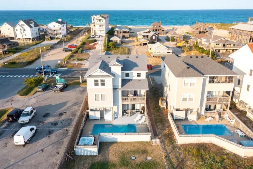 5210 Salty Dog * 1 Min Walk to Beach*Pool - Image 1
