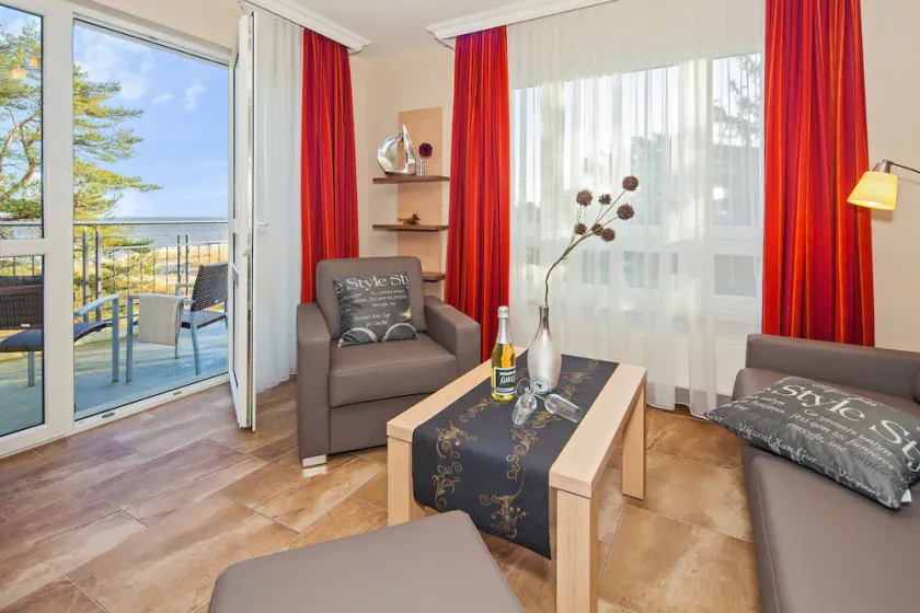 Type IV / No. 12 Sea View - Beach House Aurell - directly on the Baltic Sea beach - Image 1