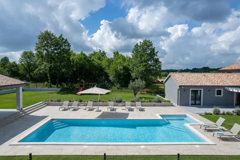 Villa Porta Aurea with Pool - Image 1
