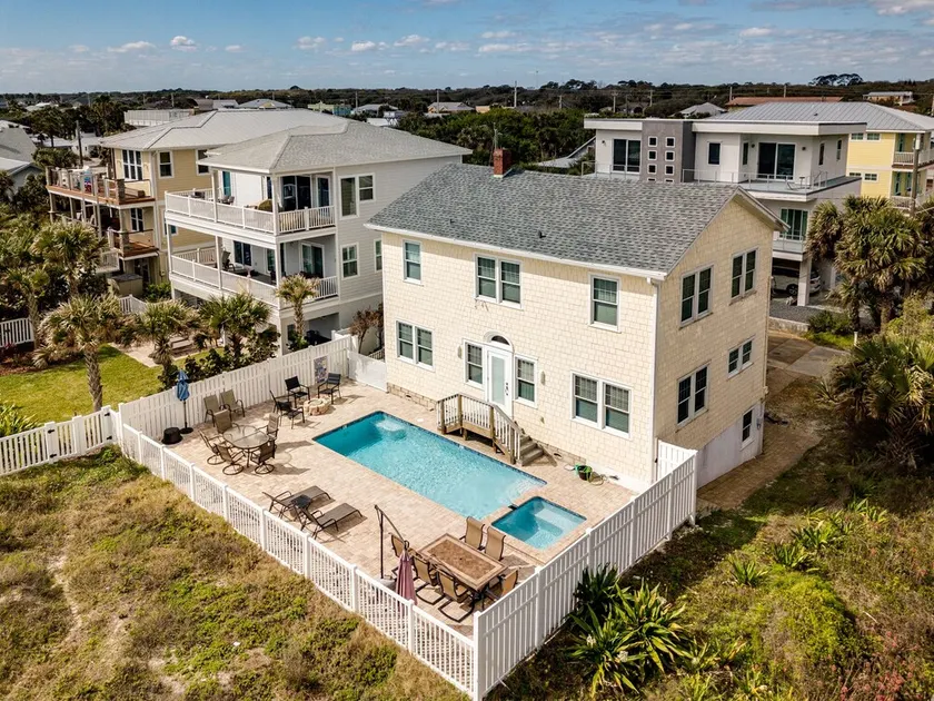 Relaxed Cancellation Policy! Oceanfront home with pool,hot tub, fire pit, bikes. - Image 1