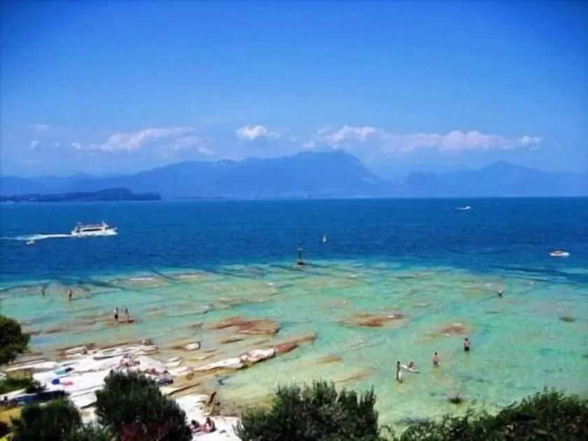 B&B Topaze - Image 1
