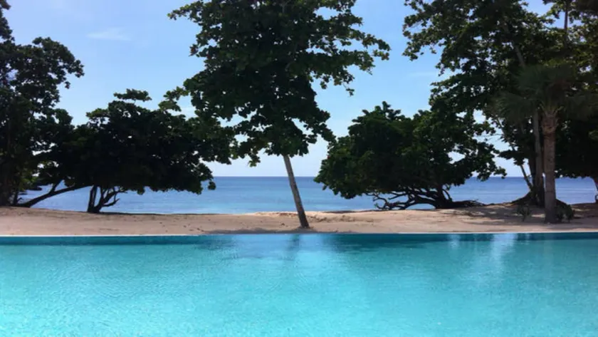 upscale 1 bedroom apartment in private beach community - Image 1