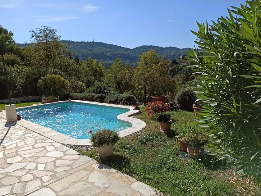 Magnifique Villa avec piscine et vue montagne - Image 1