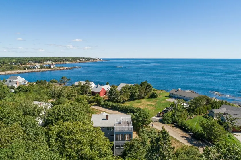 Coastal Cottage w/ Roof Deck Ocean Views - York, ME 4 Beds, 3 Baths, Sleeps 9 - Image 1