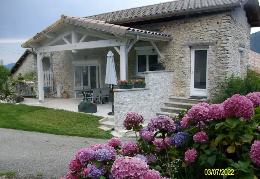 Coquette maison , au pied du Massif Naturel du Vercors - Image 1