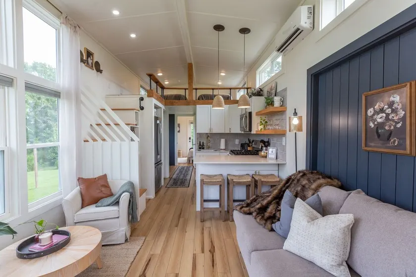 The Tiny House at Uproot Farms - A Unique Experience - Image 1
