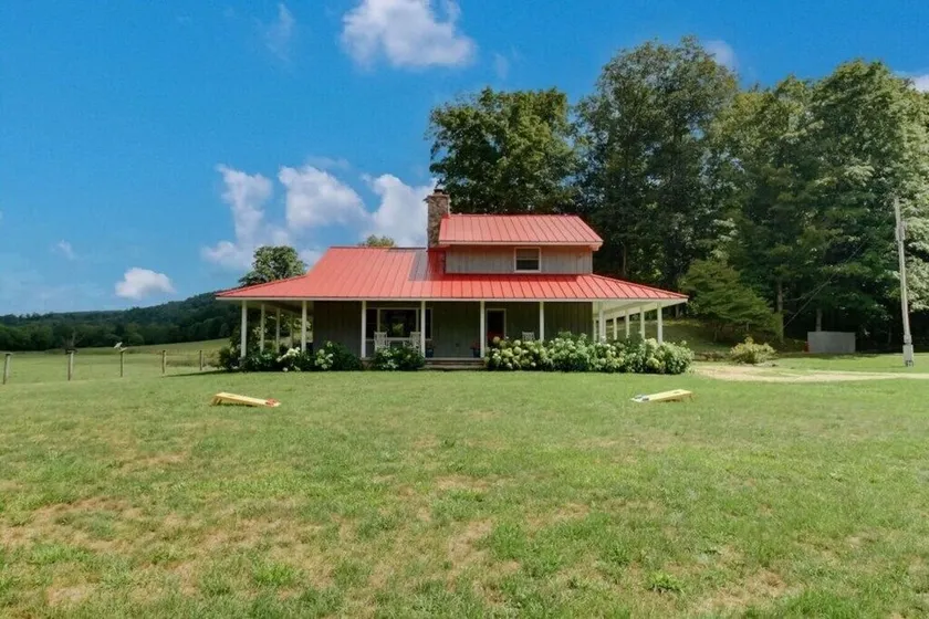 Amazing Riverside Home on the Jackson River just 10 minutes from Warm Springs! - Image 1