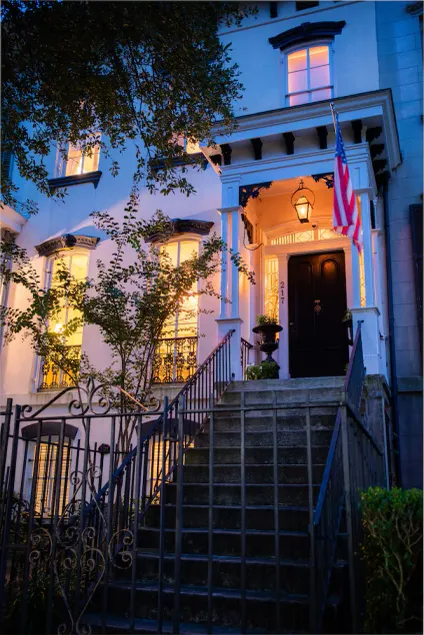Justine Inn Savannah - Image 1