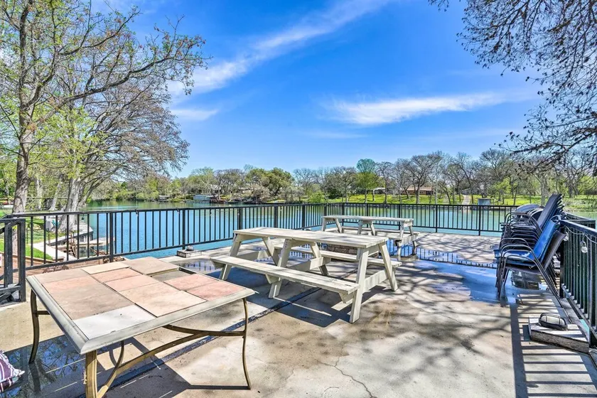 Guadalupe Riverfront Lodge w/ Boat Slip & Dock - Image 1