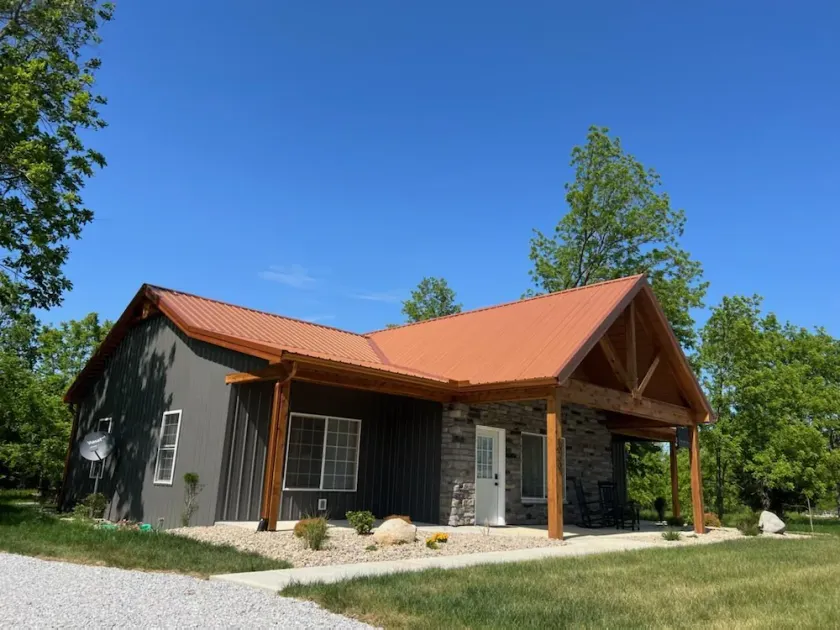 Modern 3-Bedroom Cabin in Wooded Brookville - Image 1