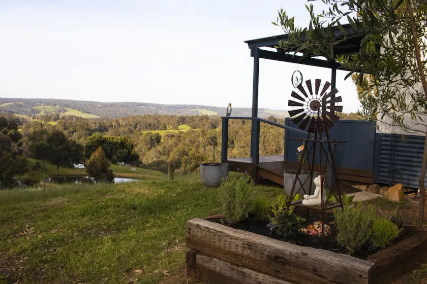 1 bedroom Chalet with uninterrupted views over the Preston Valley - Image 1