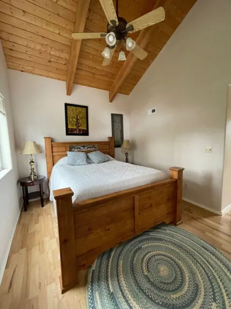 Bayshore Loft House w/ queen beds - Image 1