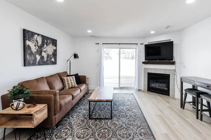 This condominium is a 2 bedroom(s), 1 bathrooms, located in North Logan, UT. - Image 1