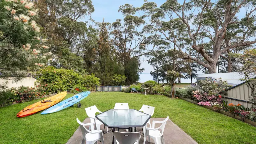 SORRENTO LAKESIDE, Sanctuary Point - 16h, domingos! - Image 1
