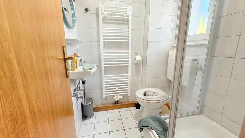 exklusive Wohlfühl Oase „Wildbach mit Infrarotsauna , Kamin“ umzäunter Garten, Grill, Wlan, - Image 1