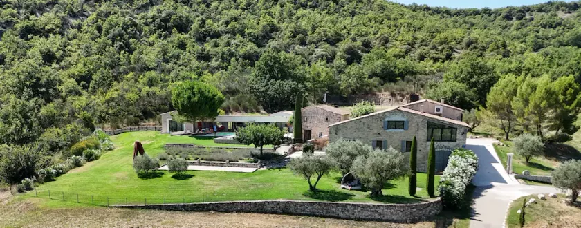 Exclusive 16 beds property, 7 AC rooms, tennis, heated pool, top view... & Chef! - Image 1