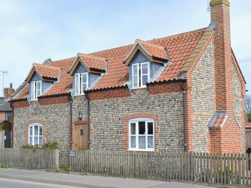 Stepping Stones Cottage - Image 1