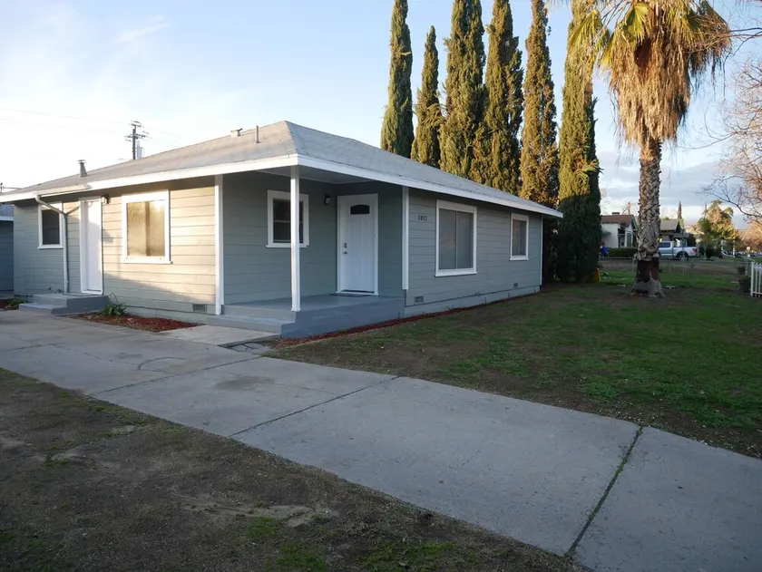 3B/2Bth + Dinning in Historical Tower District - Image 1