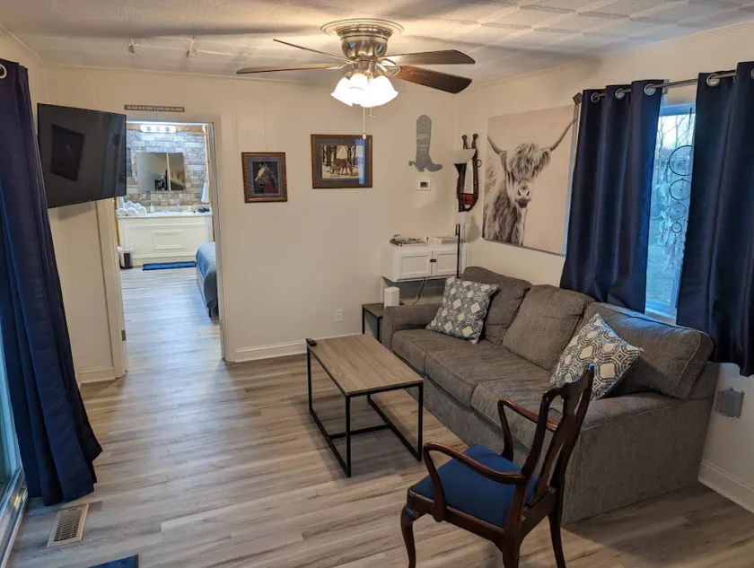 Cowboy Cottage - Image 1