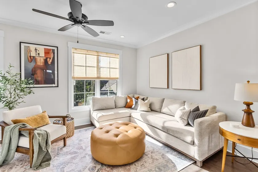 New Luxury Townhouse - Central to Downtown Greenville - Image 1