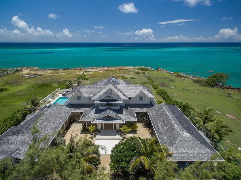 Barbados Luxury Ocean Front Villa ~ 7 Bedroom Suites ~ 7 Private Bathrooms - Image 1