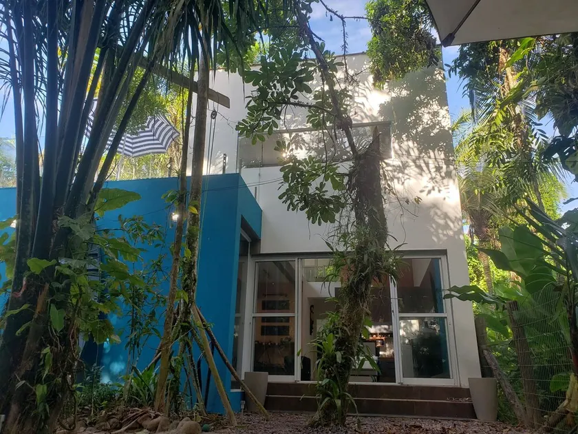 Cozy and modern house close to the beach - Image 1
