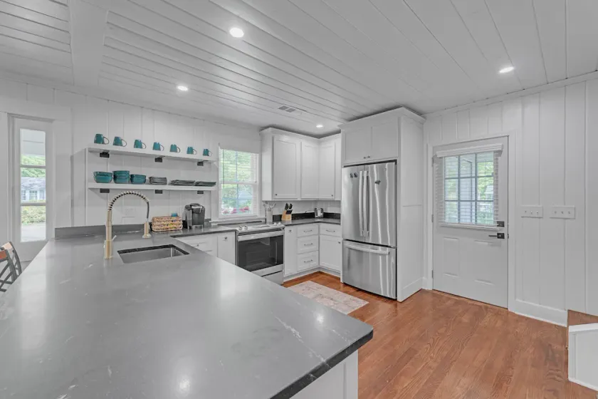 Bungalow Off Floyd St In The Heart Of Covington 3 Bedroom Bungalow - Image 1