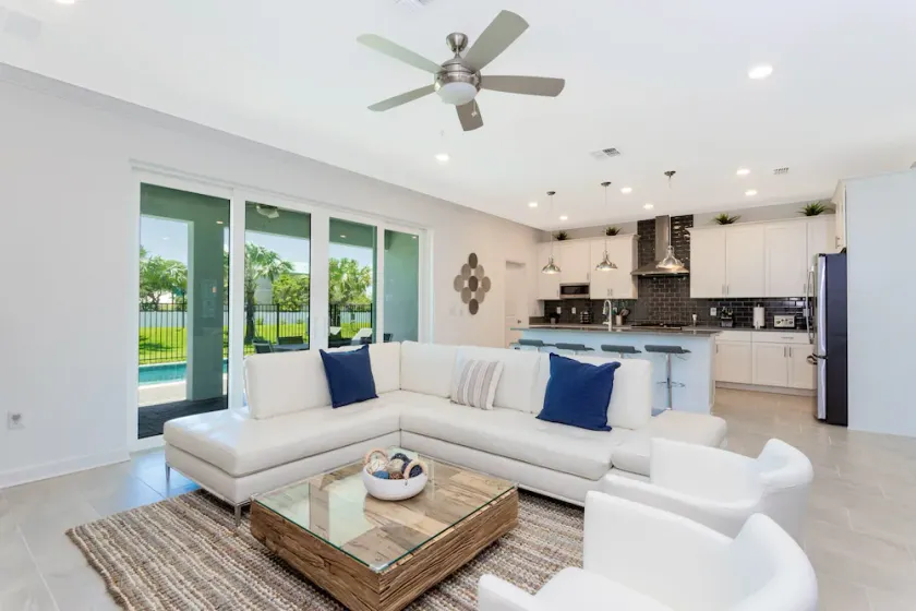 ✸NEW✸ 6BR, 500 steps to the beach, Private Pool, Game Room - Image 1