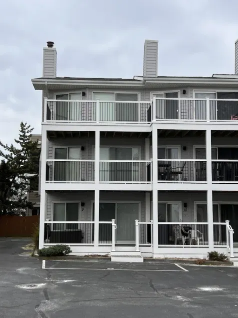 Ocean View 4 BR 3 level End Unit Townhouse - Image 1