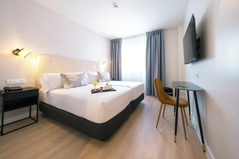 Hotel Cisneros - Image 1
