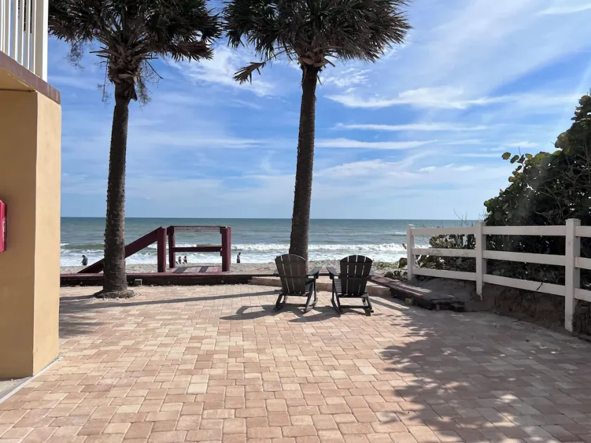 The Surf Shack ** Perfect couples beach getaway! - Image 1