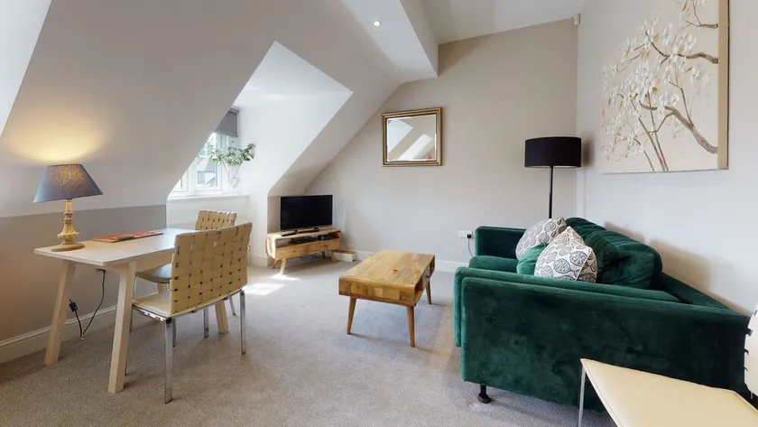 The Bladon Suite Vanburgh 8 | Oxford Holiday Let | 1 Bed & Sleeps 2 - Image 1