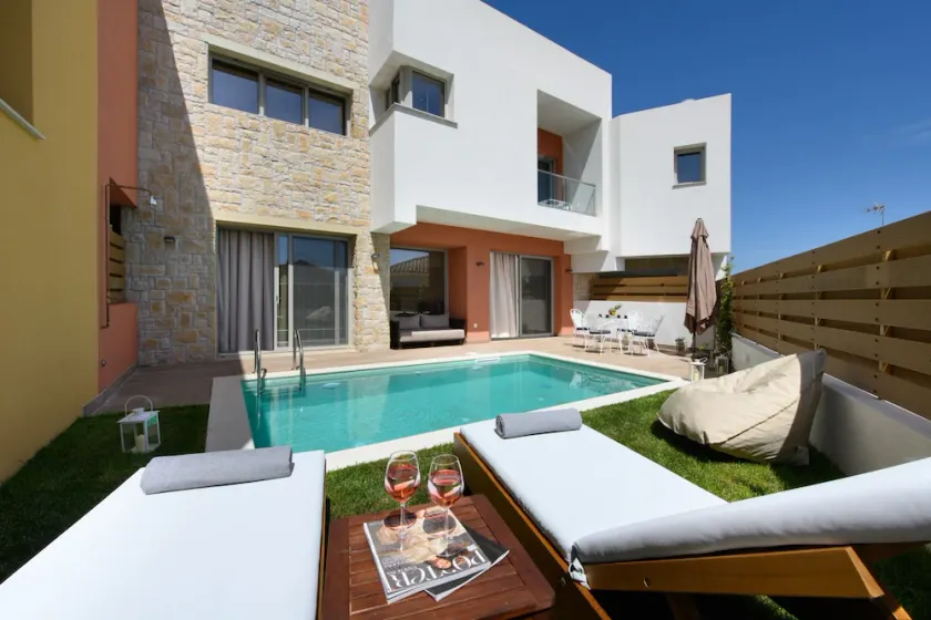 Petra Luxury Villa with Private Pool - Image 1