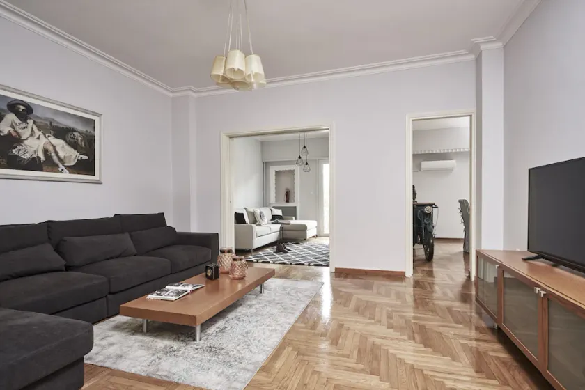 Stylish Apt in the City Center  - Image 1