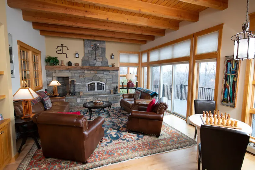 Luxury 6Br Solitude Village- Indoor Bball Court, Private Tub Home - Image 1