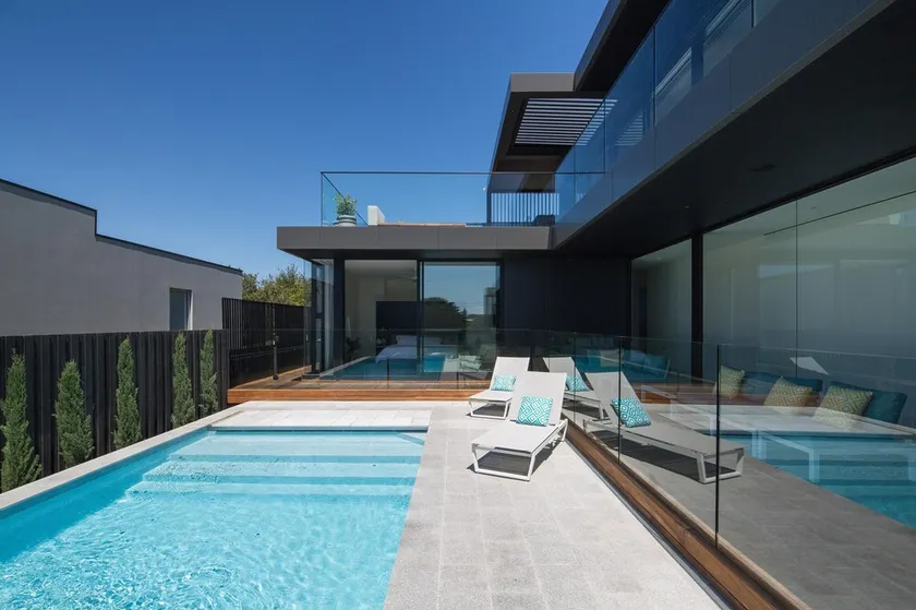 Location! Location! BLAIRGOWRIE LUXURY BEACH HOUSE - Image 1