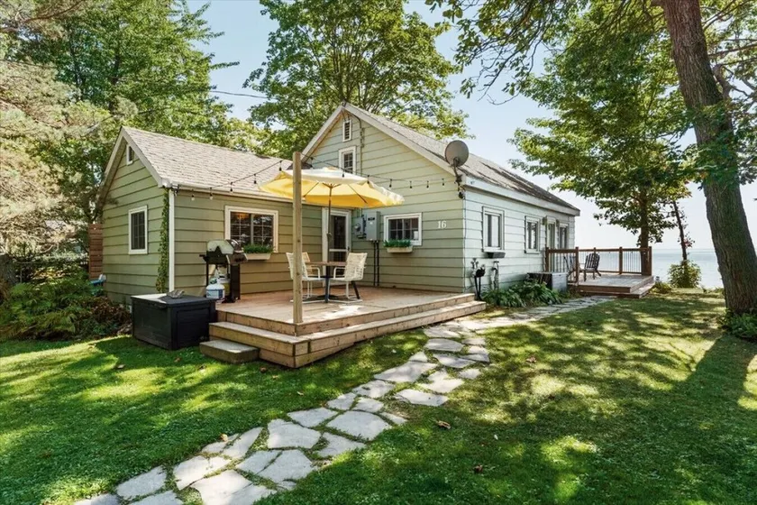 Lakefront Getaway | Hot Tub, Fire Pit & Sunsets - Image 1