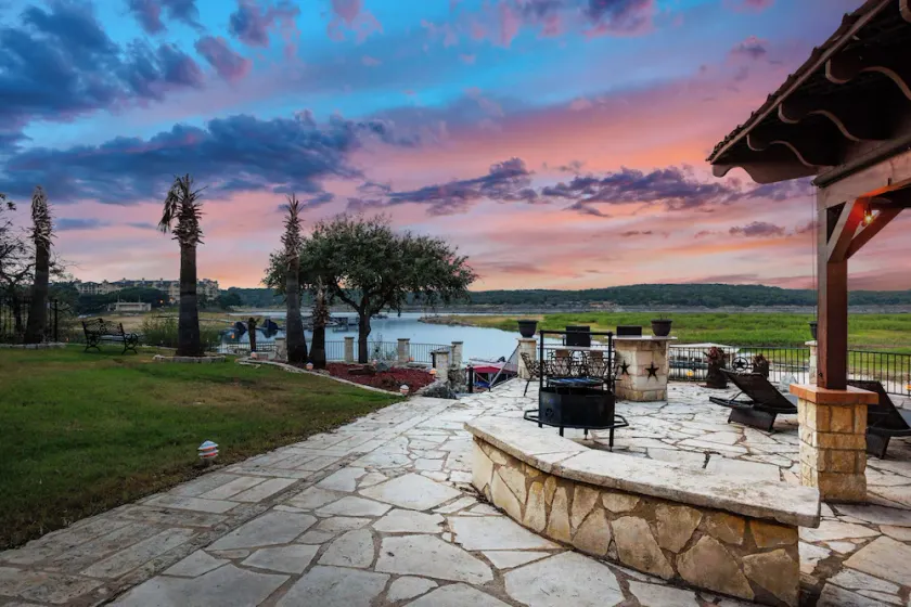 Luxe Lago Vista Gem: Outdoor Kitchen, Basketball Court and Spectacular Views - Image 1
