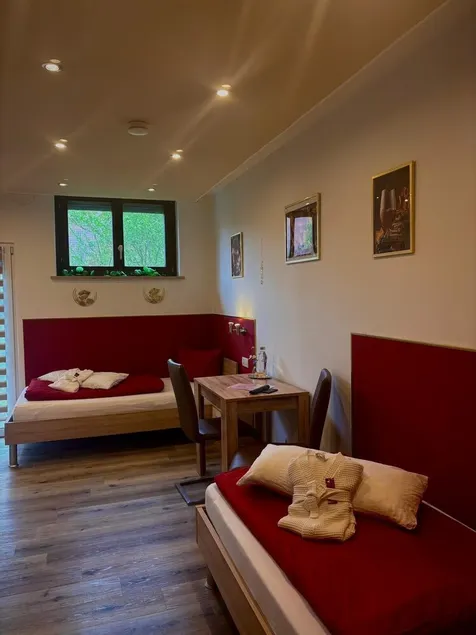 Appartamento-Bagno privato con doccia-Zweibettzimmer - Image 1