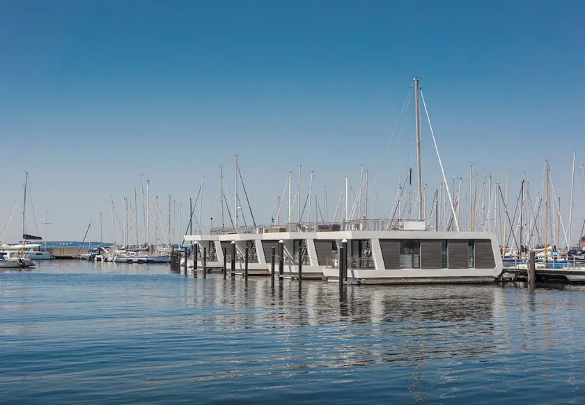Hausboot Kielwasser FH-LA 03 - Image 1