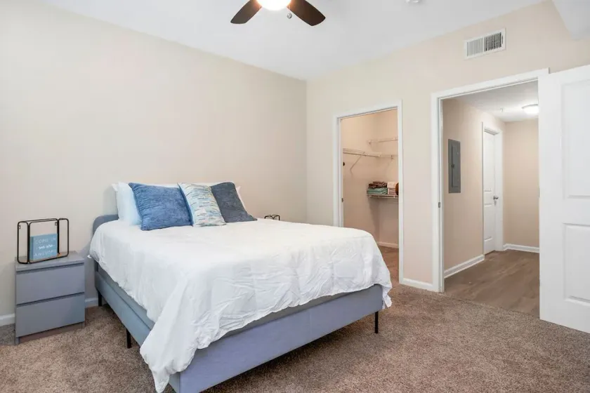 Midtown Contemporary Getaway with Spacious Balcony - Image 1