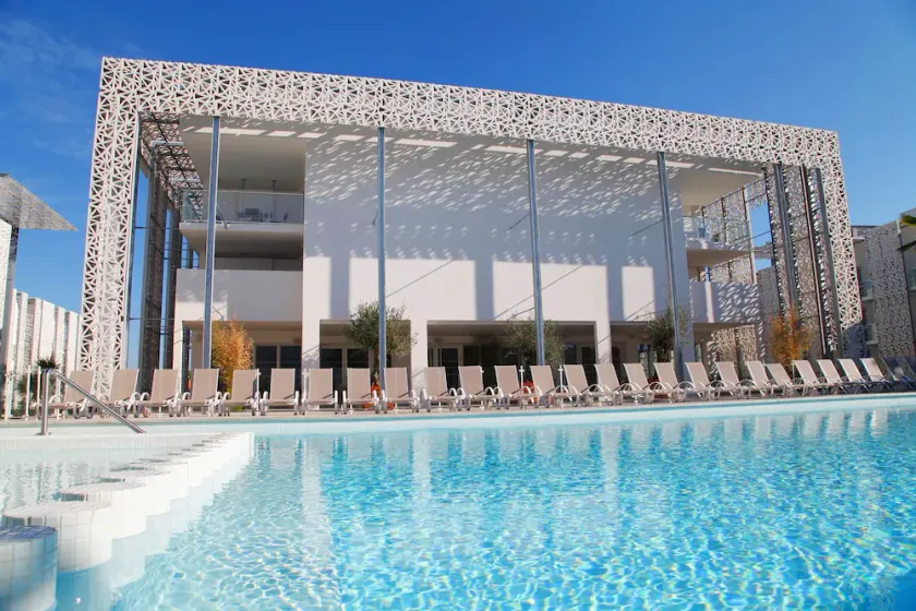 Appart Equipé Près de la Plage! Accès Piscine Saisonnière + Sauna - Image 1